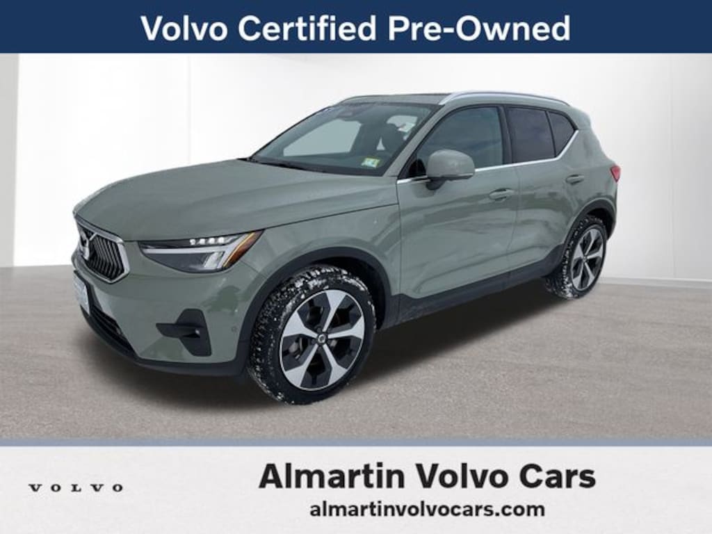 Certified 2025 Volvo XC40 B5 Plus Bright Theme SUV