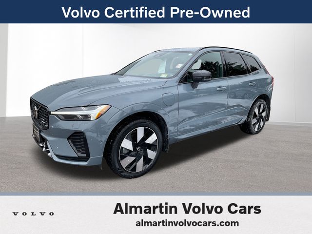 2024 Volvo XC60 Plus's photo