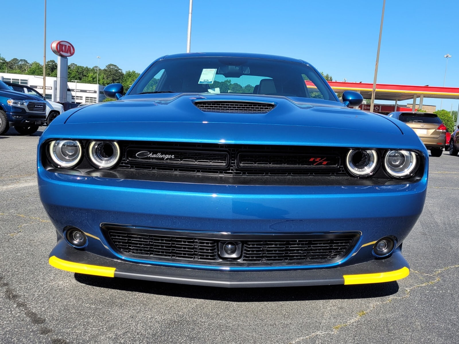 Used 2023 Dodge Challenger R/T with VIN 2C3CDZFJ3PH563298 for sale in Perry, GA