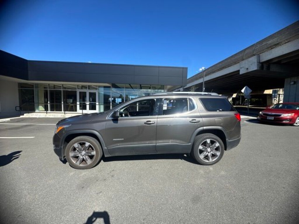 Used 2019 GMC Acadia SLT-2 SUV