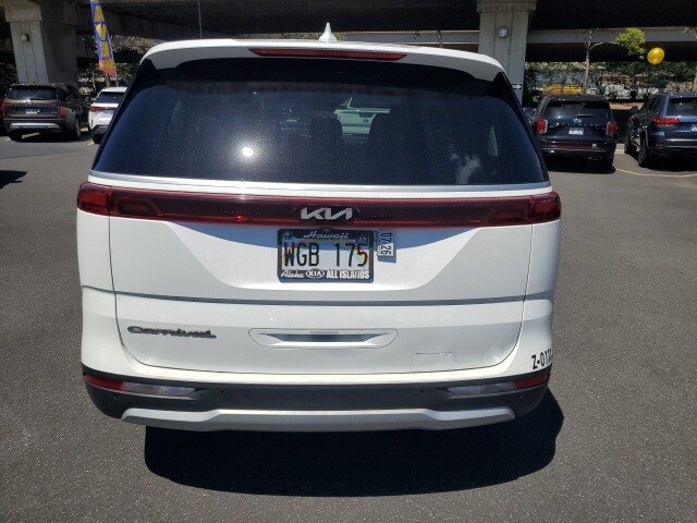 2022 Kia Carnival LXS photo 4