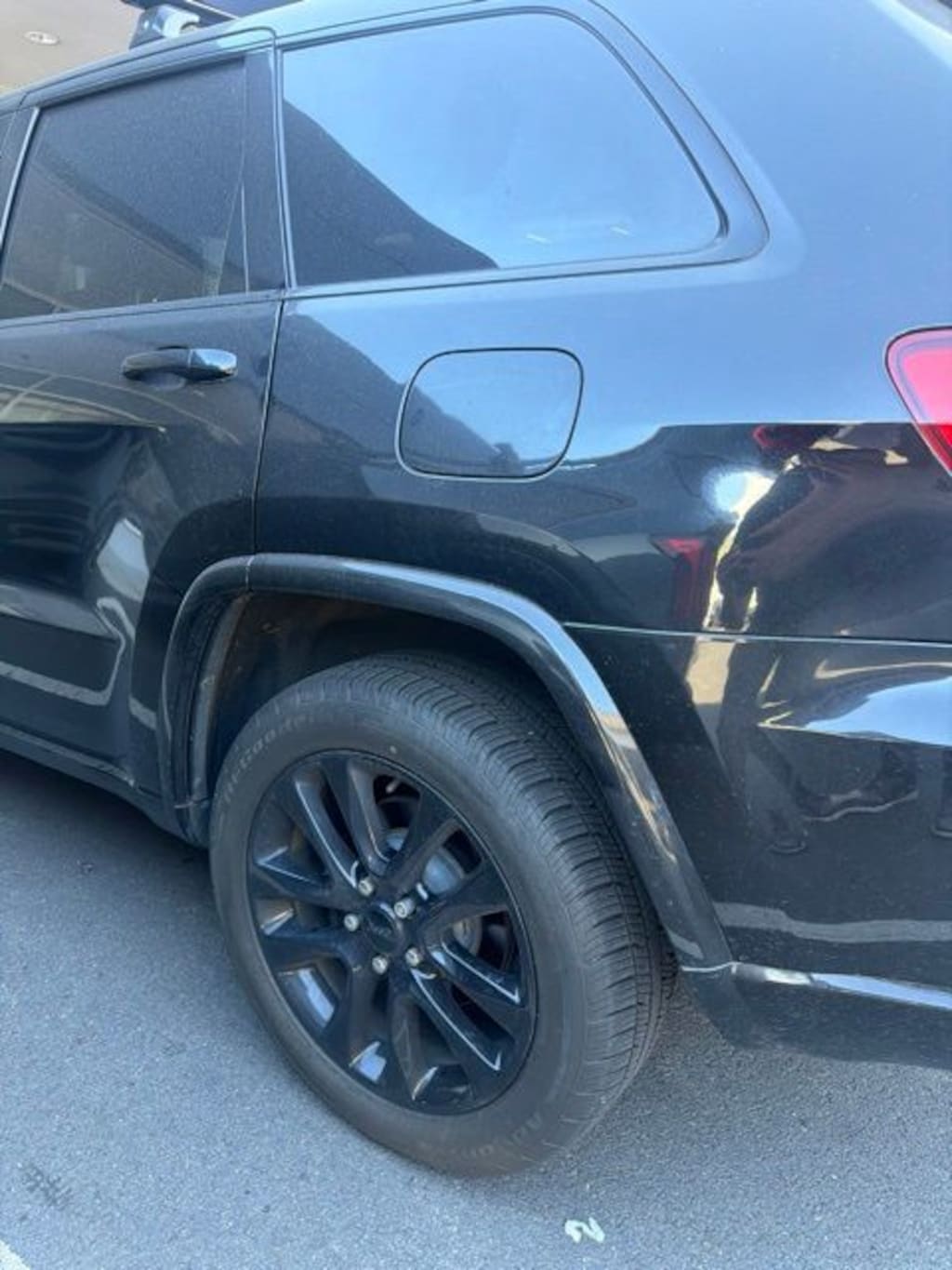 Used 2018 Jeep Grand Cherokee Laredo RWD SUV