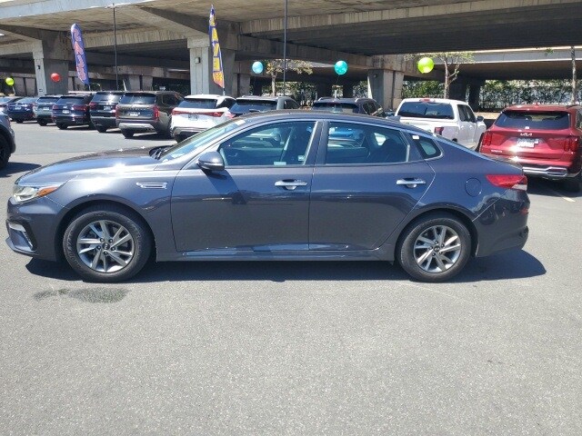 2019 Kia Optima LX photo 2