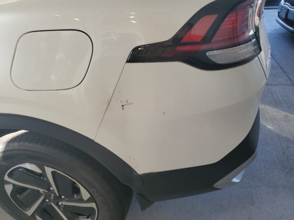 Used 2023 Kia Sportage Hybrid LX SUV