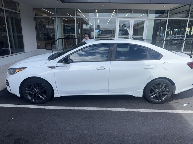 2021 Kia Forte GT-Line photo 2