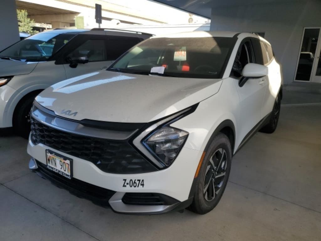 Used 2023 Kia Sportage Hybrid LX SUV