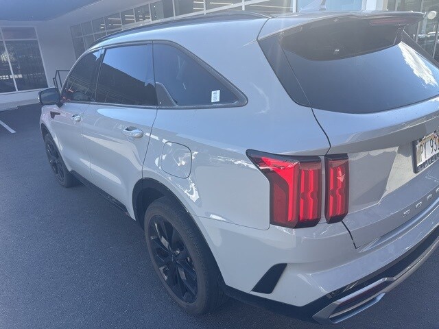 2022 Kia Sorento SX photo 3