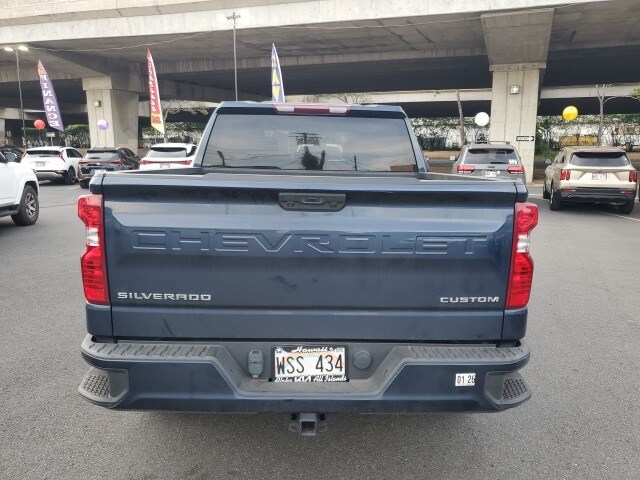2023 Chevrolet Silverado 1500 Custom photo 4