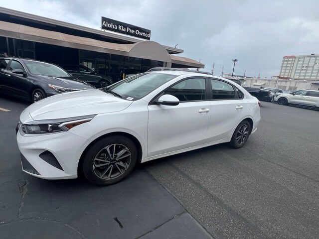 2023 Kia Forte LXS photo 4