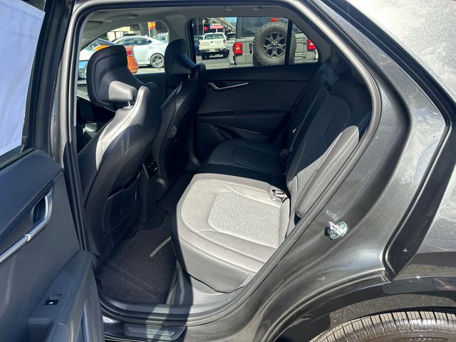 2025 Kia Niro Wave - Photo 16