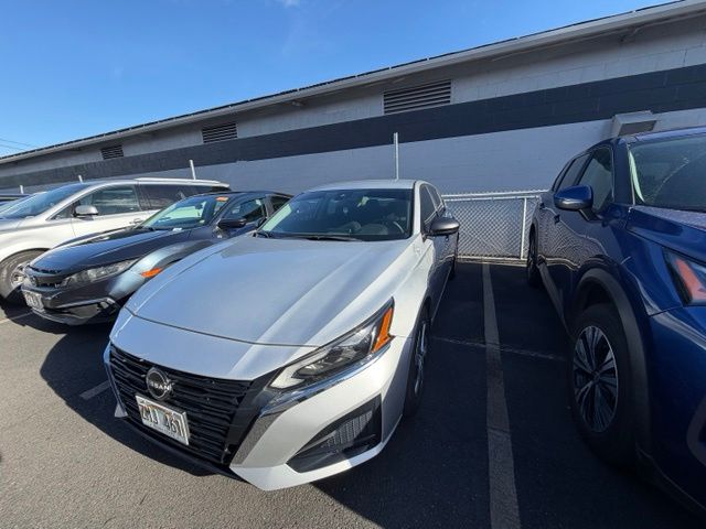 2024 Nissan Altima at Aloha Kia Kona, photo 1