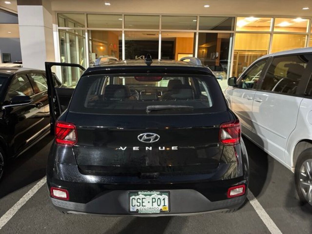 Used 2022 Hyundai Venue SEL SUV