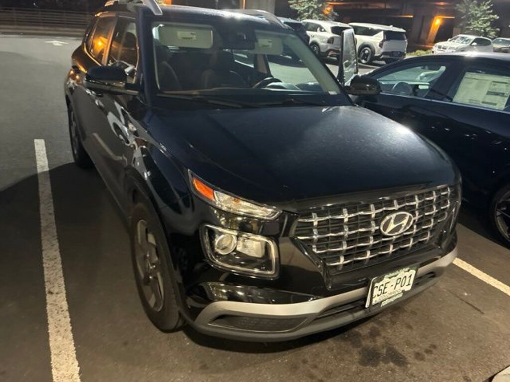 Used 2022 Hyundai Venue SEL SUV
