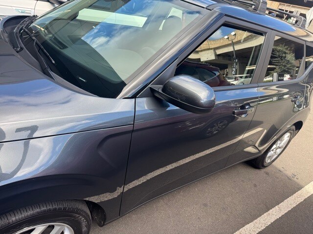 2025 Kia Soul S photo 2