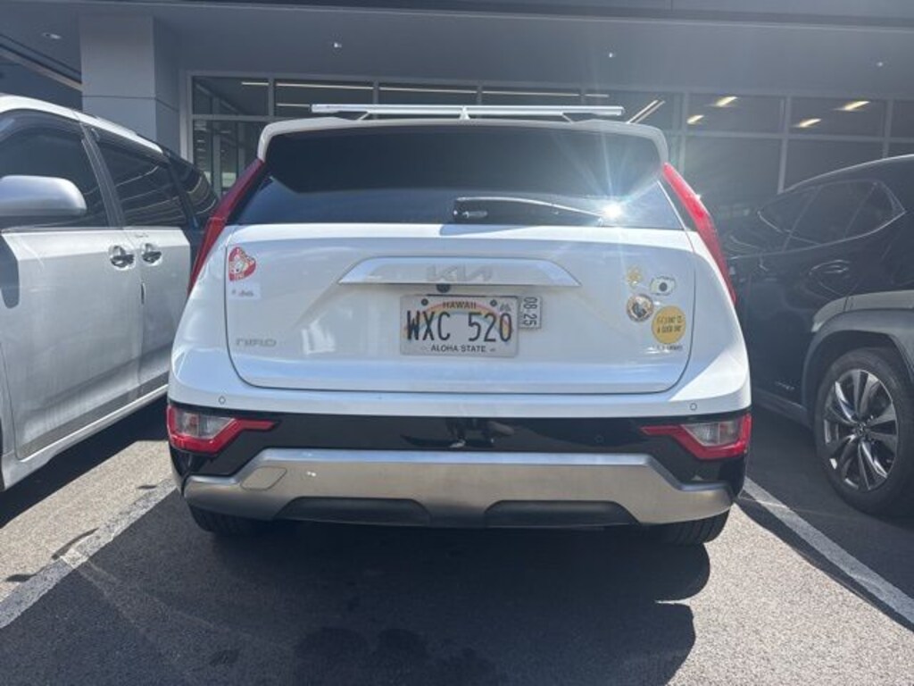 Used 2023 Kia Niro EX Touring SUV