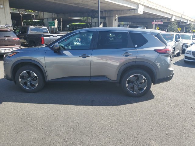 Used 2024 Nissan Rogue SV SUV
