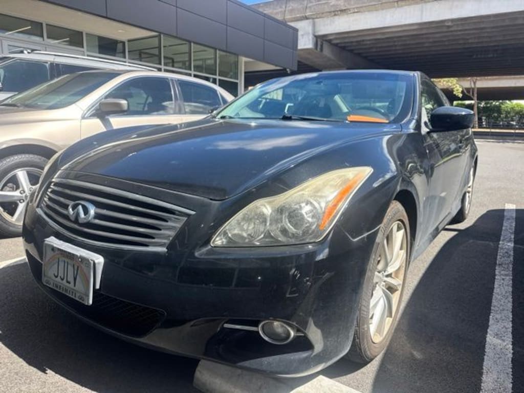 Used 2011 INFINITI G37 Journey Coupe
