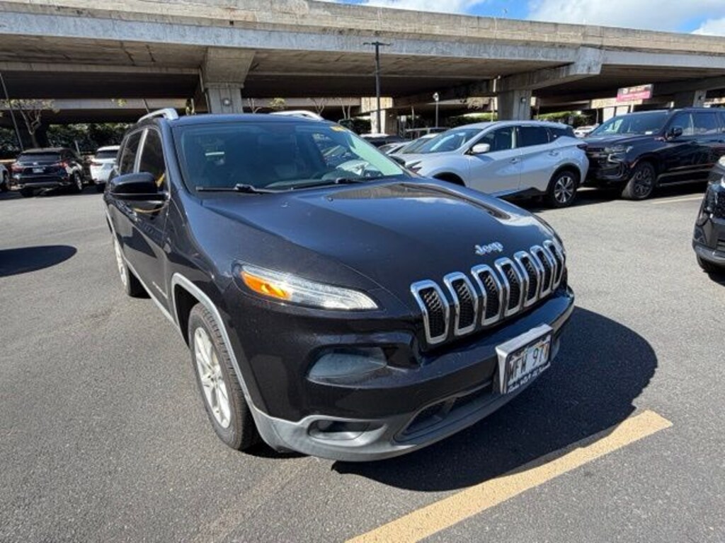 Used 2016 Jeep Grand Cherokee Limited 4x4 SUV