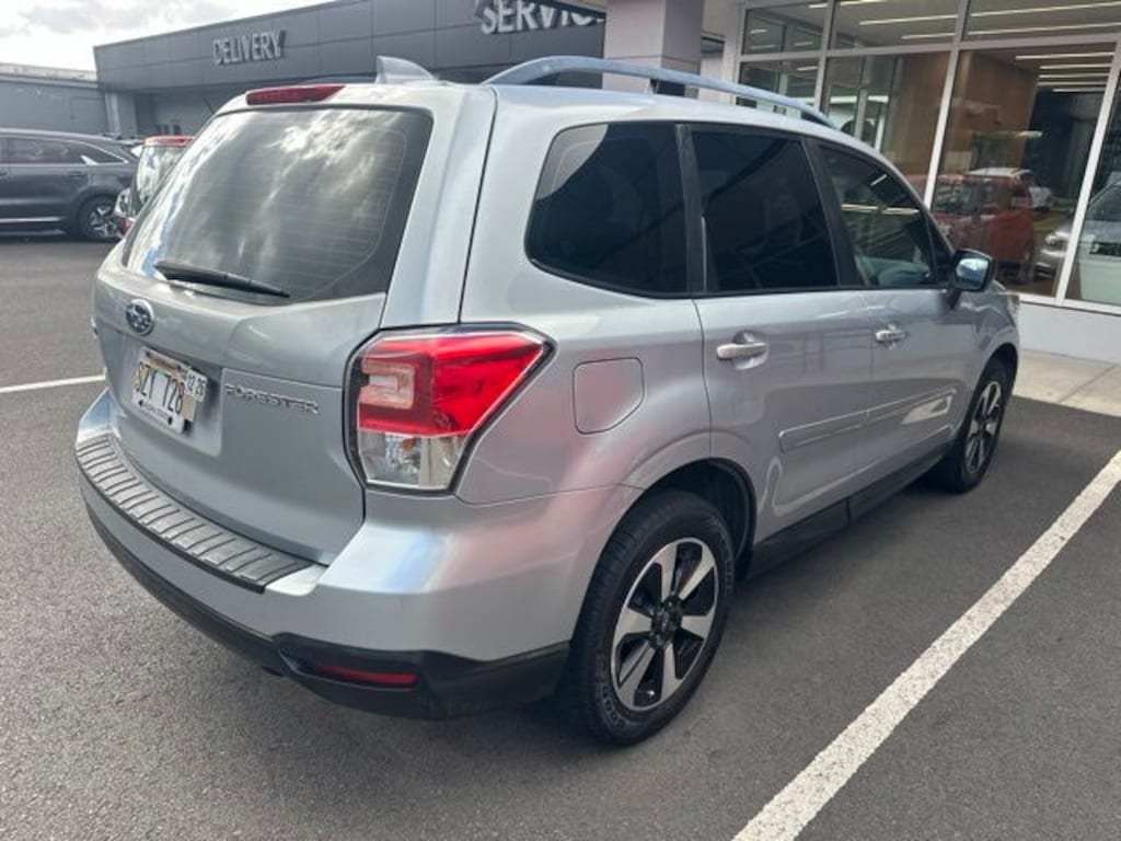 Used 2017 Subaru Forester 2.5i SUV