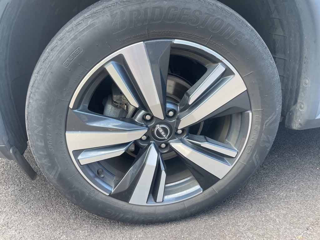 Image 5 of 2023 Nissan Rogue SL SUV