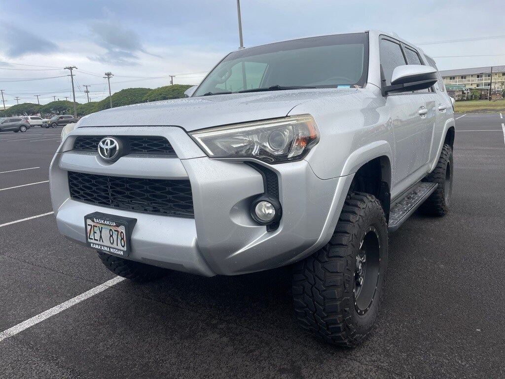 2017 Toyota 4Runner Limited SR5 Premium TRD Pro photo 2