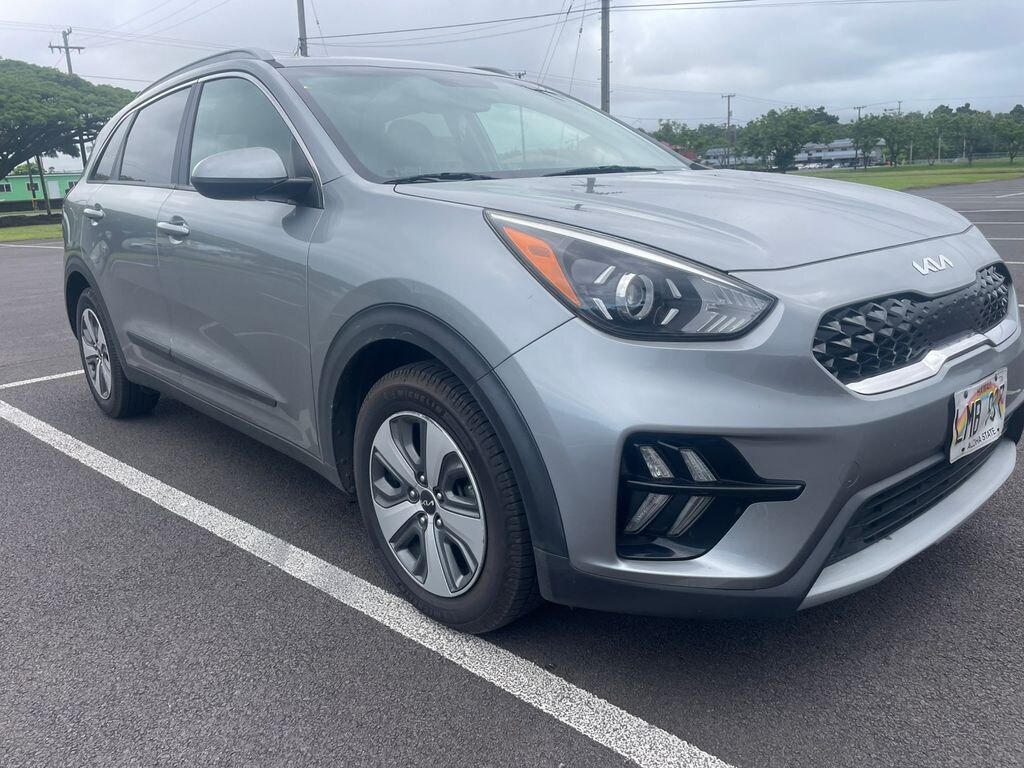 Used 2022 Kia Niro LX SUV