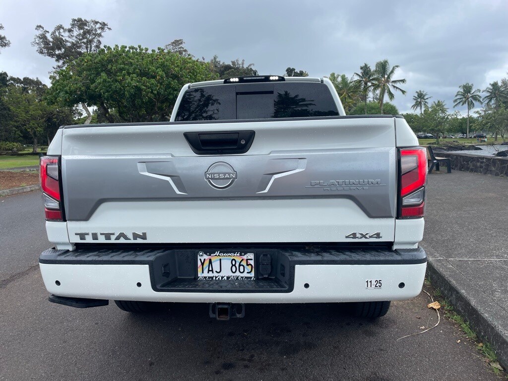 2024 Nissan Titan Platinum Reserve photo 4