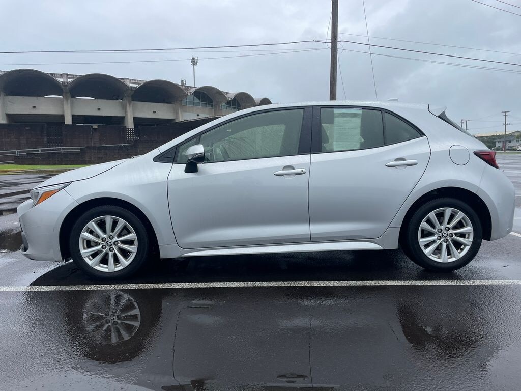 Used 2023 Toyota Corolla Hatchback SE Hatchback