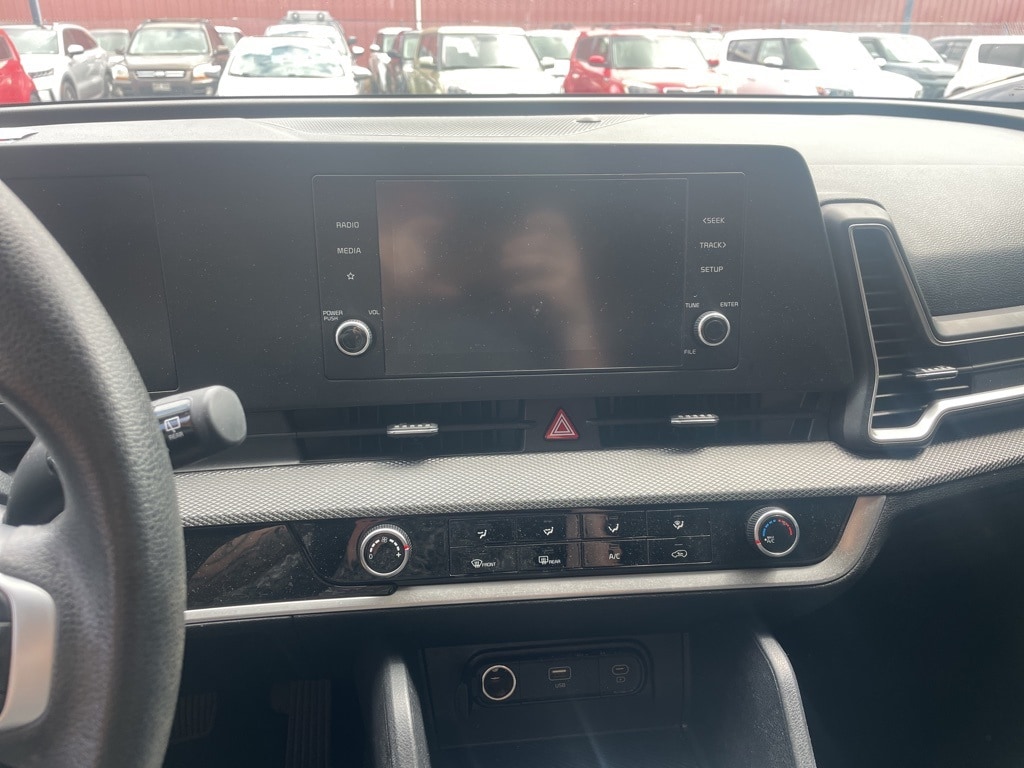Image 9 of 2023 Kia Sportage LX SUV