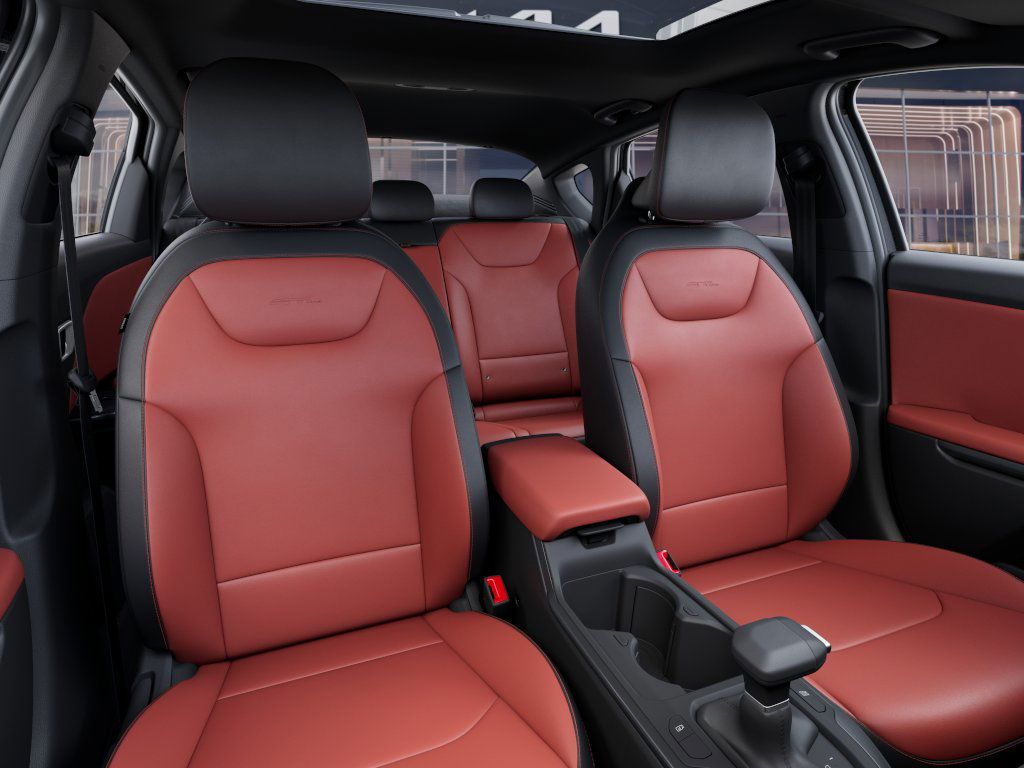 2025 Kia K4 GT-Line - Photo 15