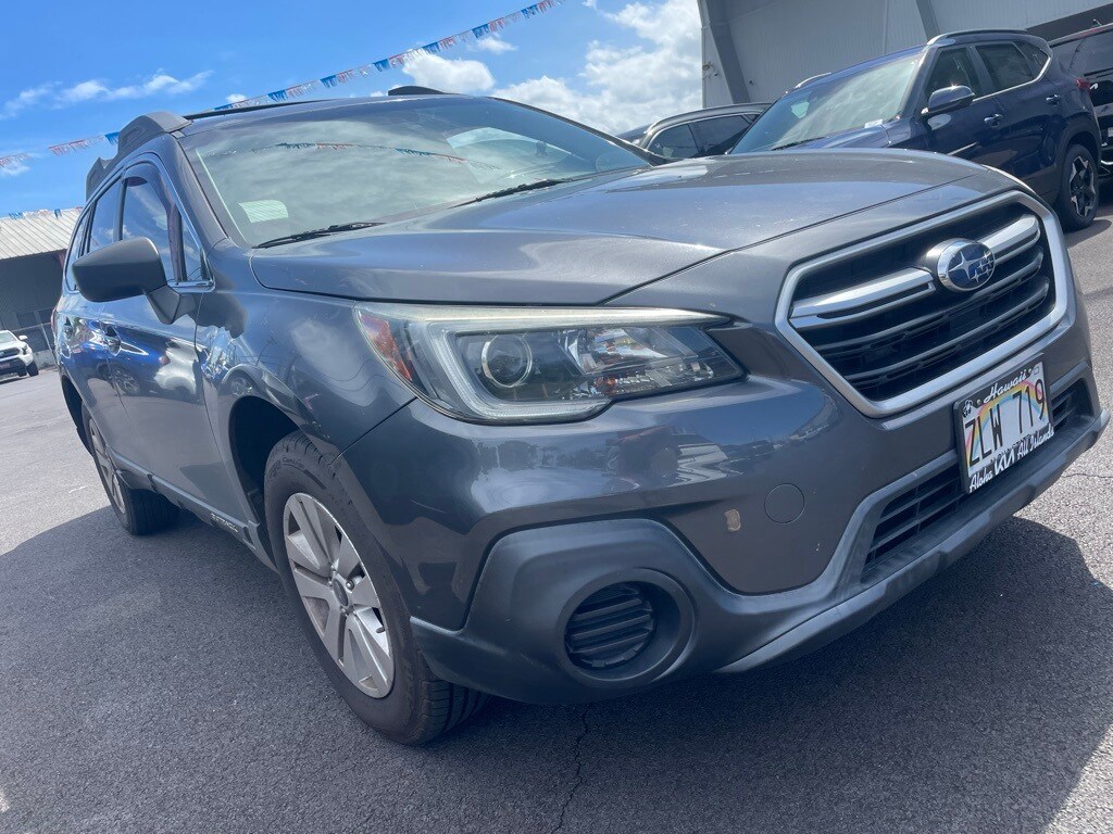 Image 3 of 2019 Subaru Outback 2.5i SUV