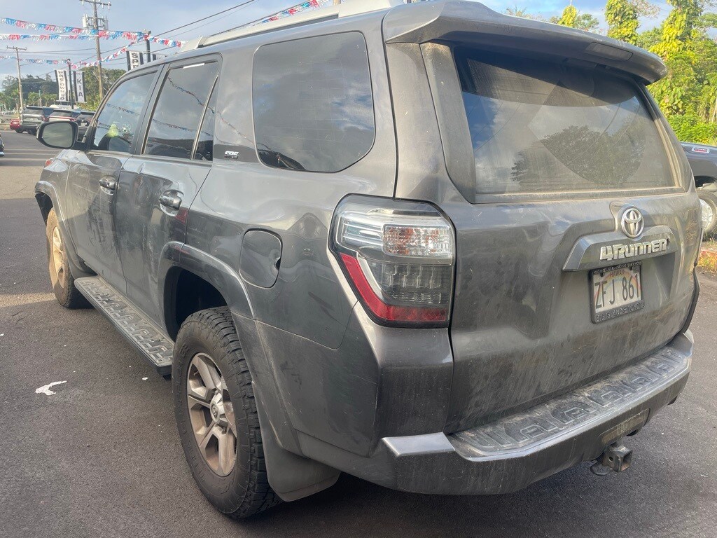 2017 Toyota 4Runner Limited SR5 Premium TRD Pro photo 3