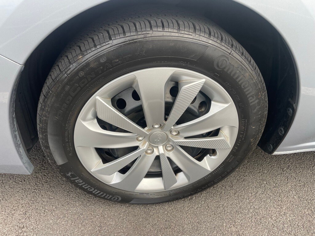 2021 Subaru Impreza Base photo 3