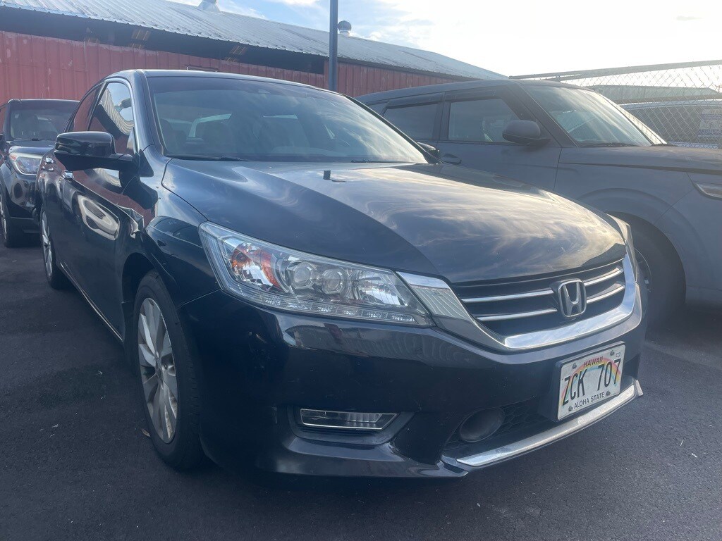 2013 Honda Accord Touring photo 2