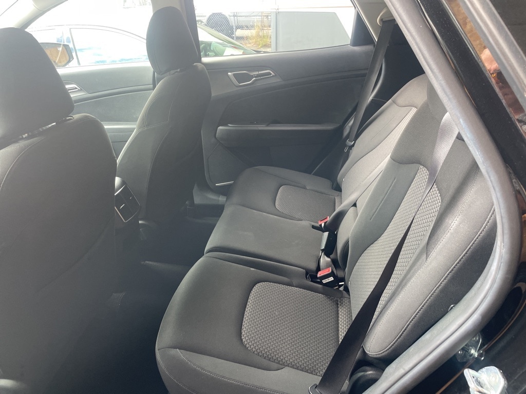 Image 7 of 2023 Kia Sportage LX SUV