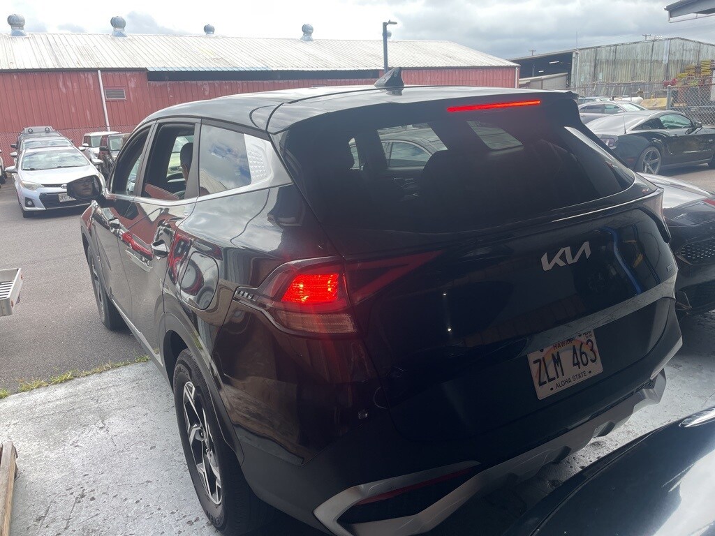 Image 4 of 2023 Kia Sportage LX SUV