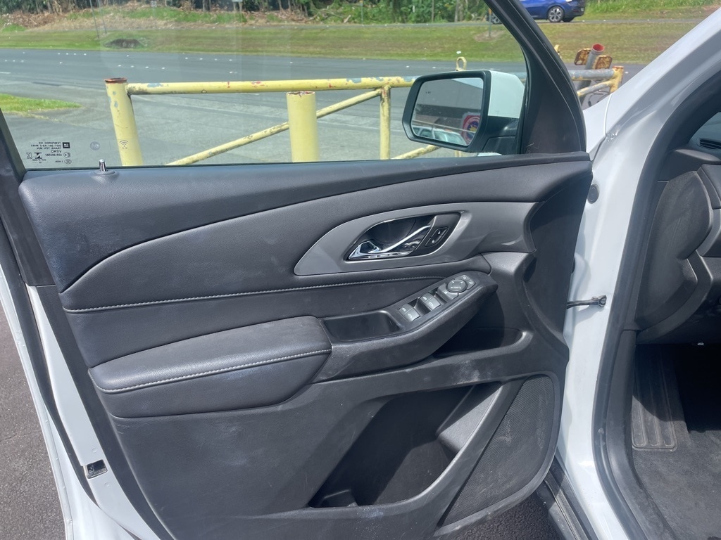 Image 9 of 2023 Chevrolet Traverse LT Cloth w/1LT SUV