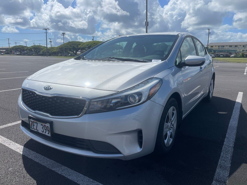 2017 Kia Forte LX Base photo 2