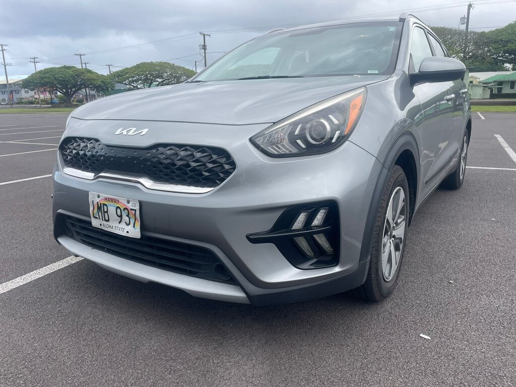 Used 2022 Kia Niro LX SUV