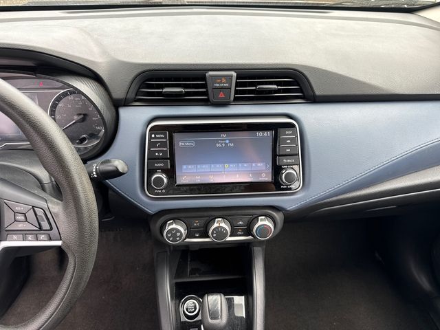 2023 Nissan Versa Sedan SV - Photo 11