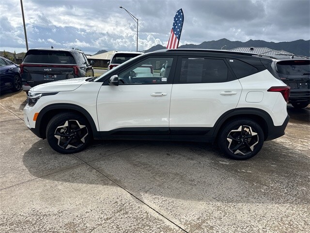 2025 Kia Seltos S photo 2