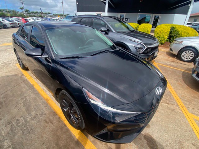 Used 2022 Hyundai Elantra SEL Sedan