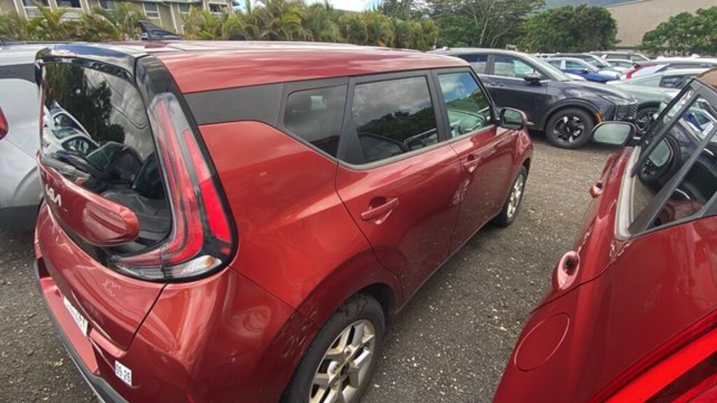 Certified 2023 Kia Soul LX Hatchback