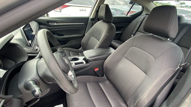 2023 Nissan Altima SV - Photo 14