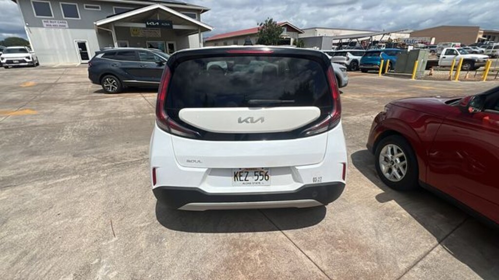 Certified 2023 Kia Soul LX Hatchback