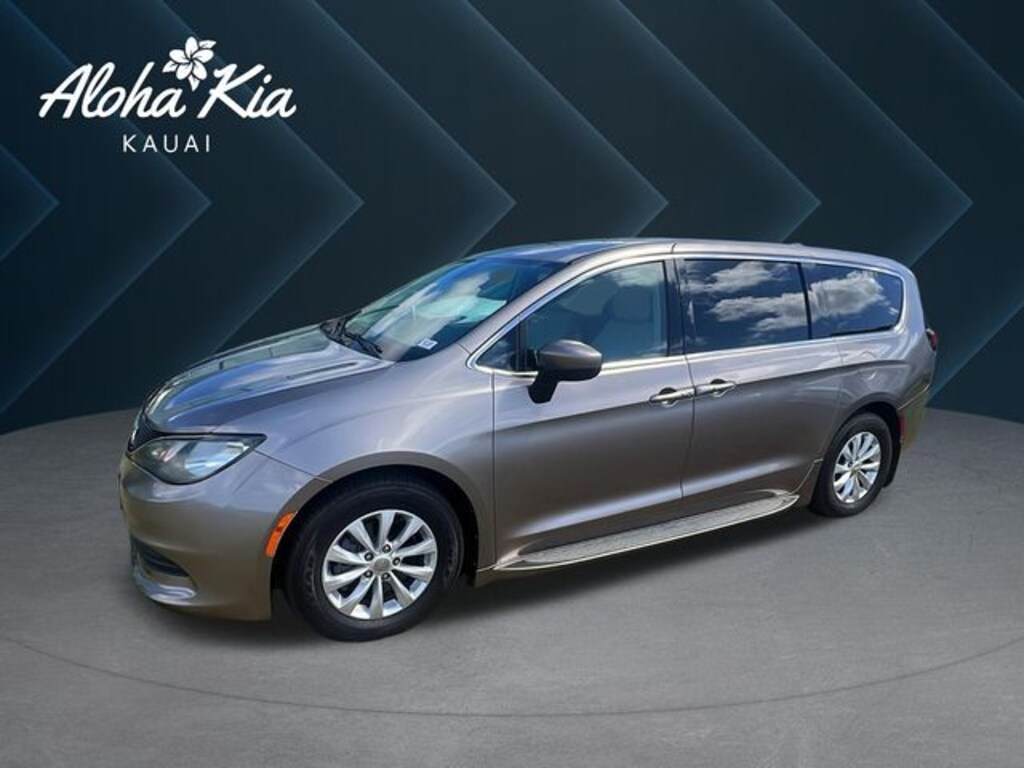 Used 2017 Chrysler Pacifica Touring Van