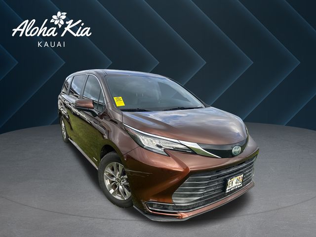 2021 Toyota Sienna LE