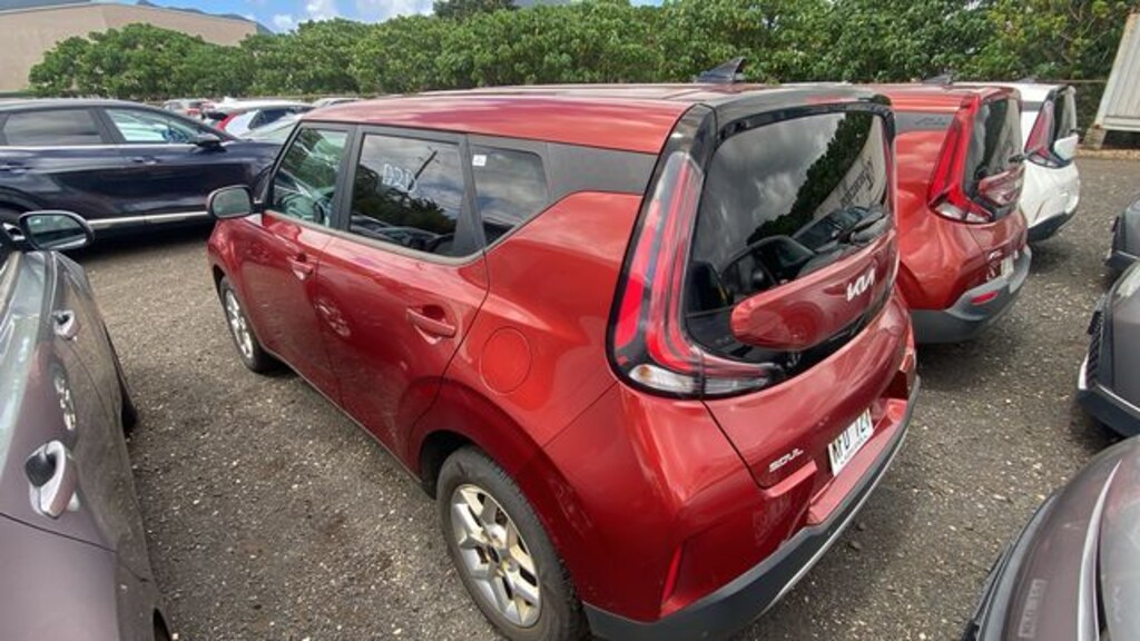 Certified 2023 Kia Soul LX Hatchback
