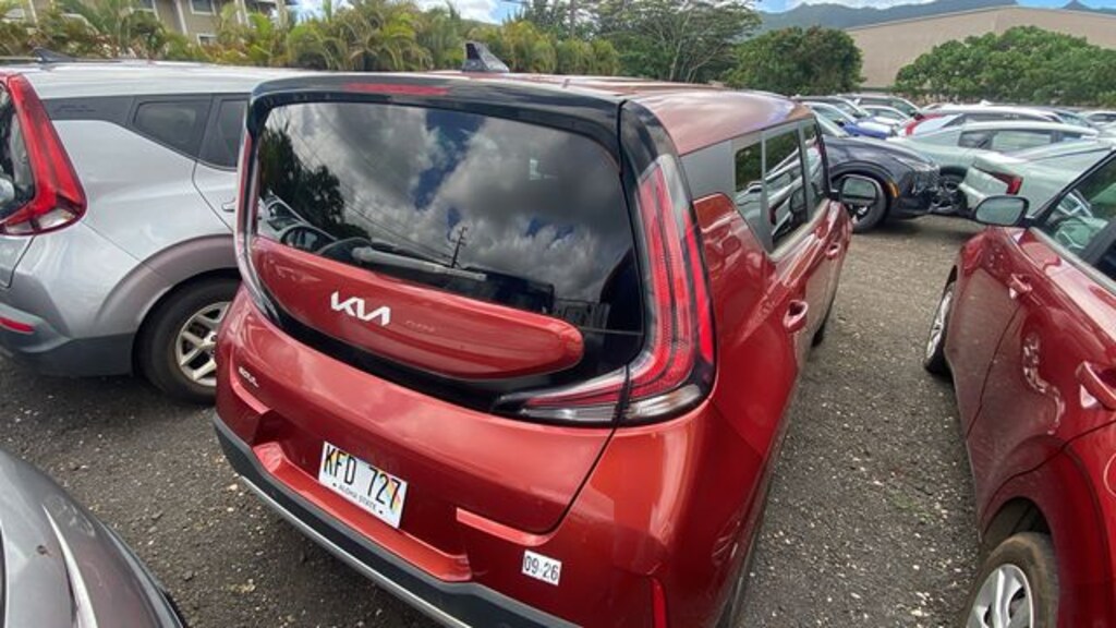 Certified 2023 Kia Soul LX Hatchback