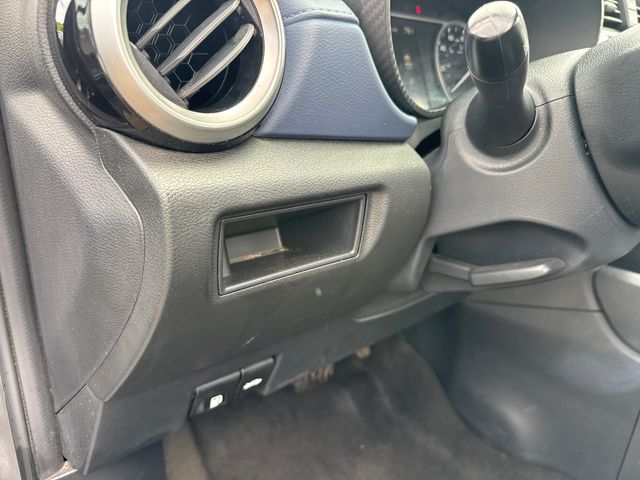2023 Nissan Versa Sedan SV - Photo 13
